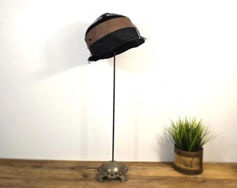 Antique Victorian Cast Iron Hat Stand – 1800s Millinery Display – Cast Metal Shop Counter or Window Prop