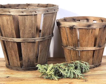 Set mit 2 Vintage Holz Slat Apple Produce Körben - Verjüngt sich kein Griff | Rustikales Bauernhaus Dekor