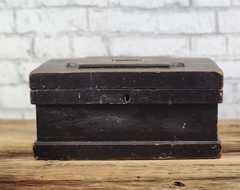 Primitive Painted Wood Box - Antique 19th Century Canadian Folk Art Farmhouse Storage Old Document Box