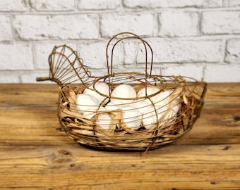 Vintage Wire Hen Basket, Farmhouse Egg Basket, Rustic Chicken Basket, Cottage Kitchen Decor
