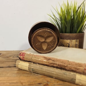 Antique Wooden Butter Mold – Hand Carved Leaf Press, Primitive Farmhouse Kitchen Decor