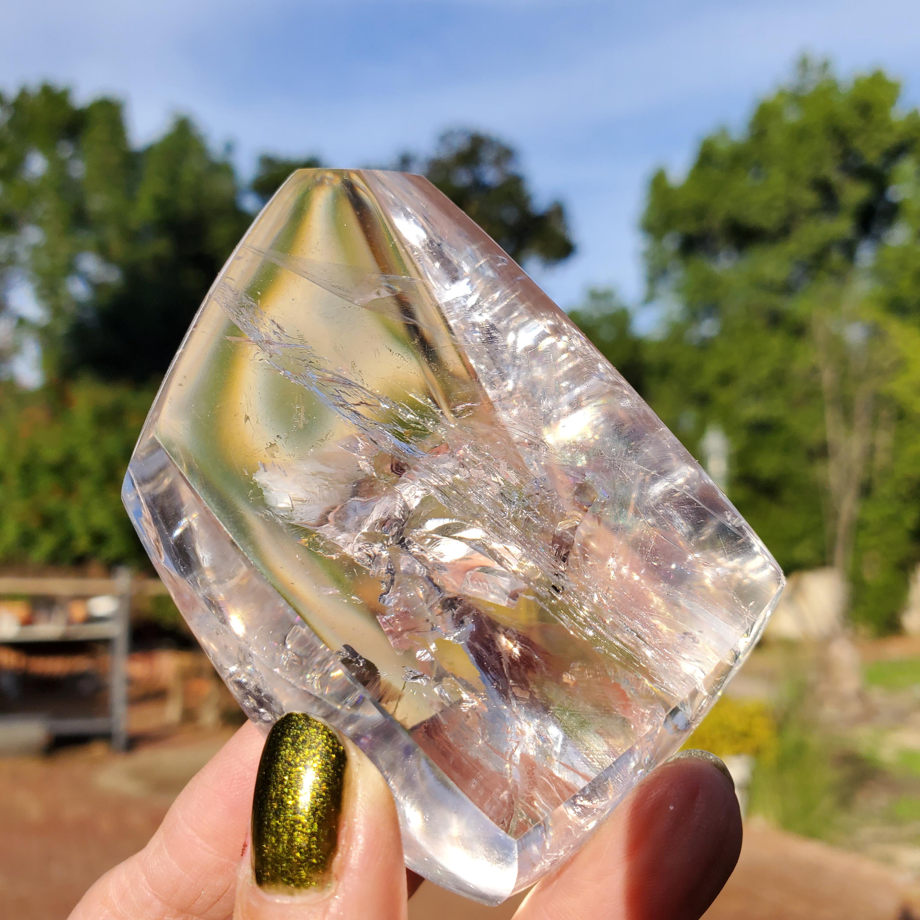 Clear Quartz Depth and Flash Standing Freeform Rainbow AA Grade | 224 ...