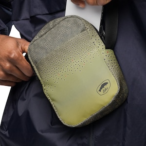 Forellenhaut Umhängetasche - Angeltasche