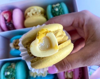 Macarons con clara de huevo en polvo, por un panadero profesional. Aprende a hornear macarons. Clase magistral de macarons. Paso a paso.