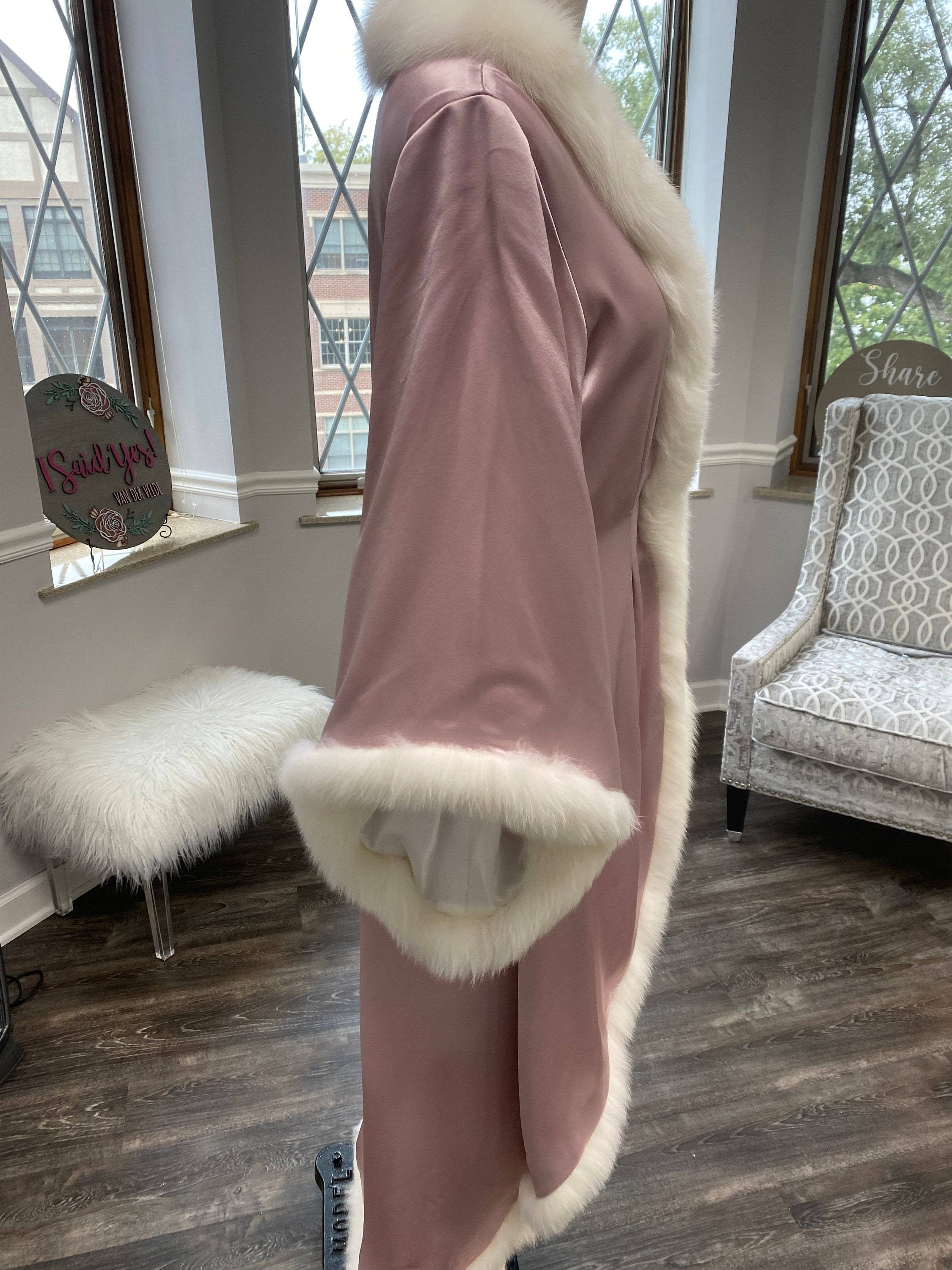 Luxury Fox Fur Robe/luxury Robe/silk Robe/bridal Robe/luxury Bridal ...