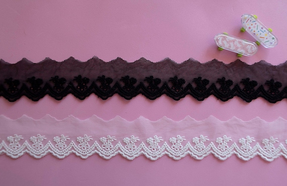 2yds 2 5.08cm off White / Black Scalloped Lace -  Canada