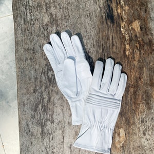 Waldläufer Heldin Cosplay/Kurze Stulpe/Spitze Rindsleder/Weiß