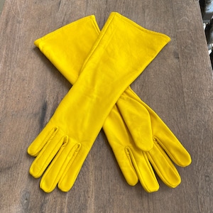 Super hero long gauntlet genuine leather gloves/Yellow