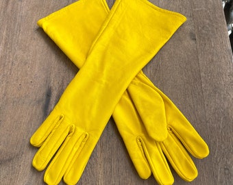 Super hero long gauntlet genuine leather gloves/Yellow