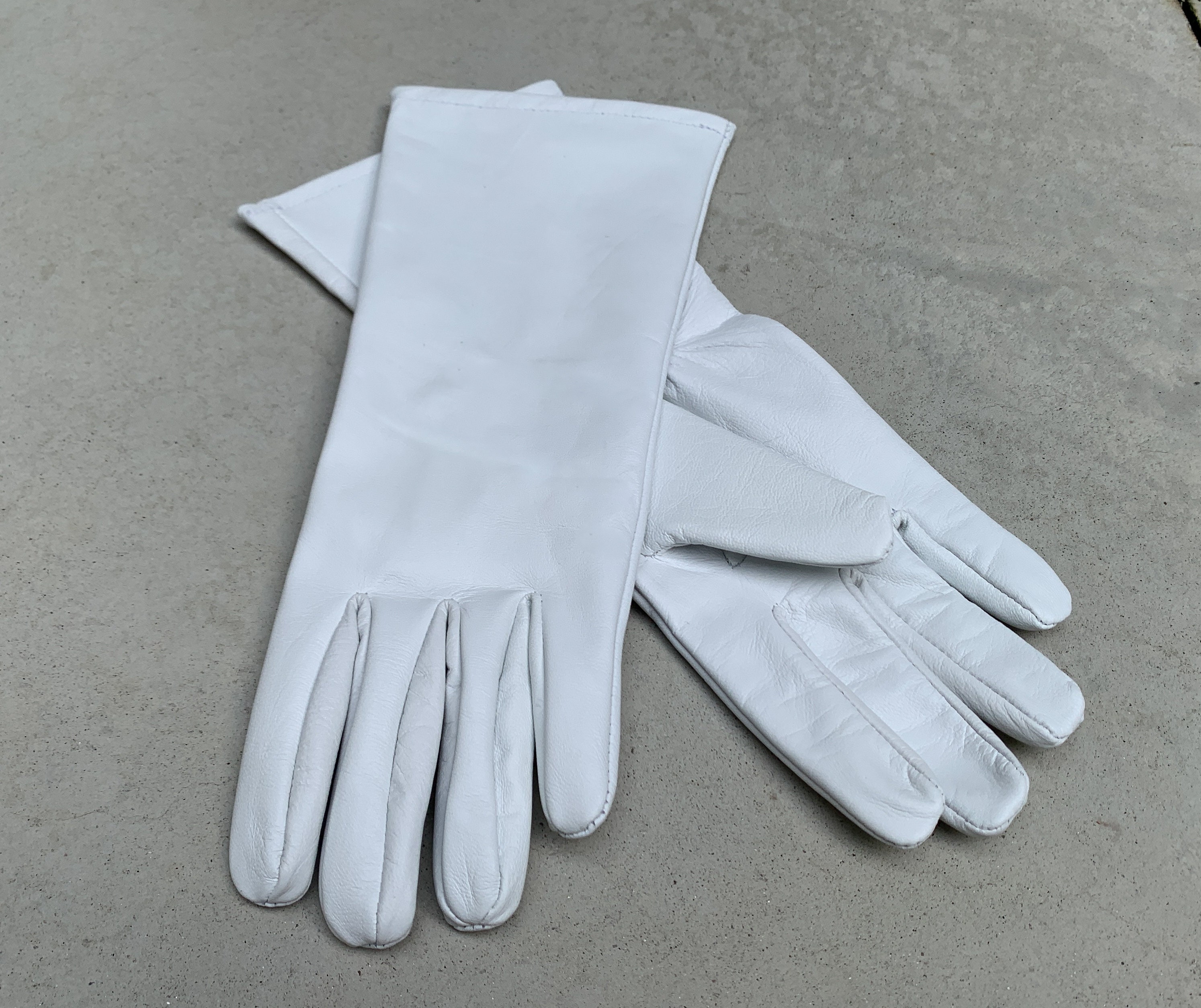 Cosplay Leather Gloves /white/medium Length - Etsy Cosplay Leather Gloves /white/medium Length - Etsy