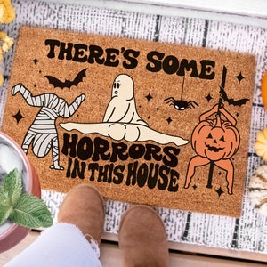 There's Some Horrors In This House Doormat, Funny Ghost Pumpkin Door Mat, Halloween Welcome Mat, Spooky Season Halloween Front Door Mat