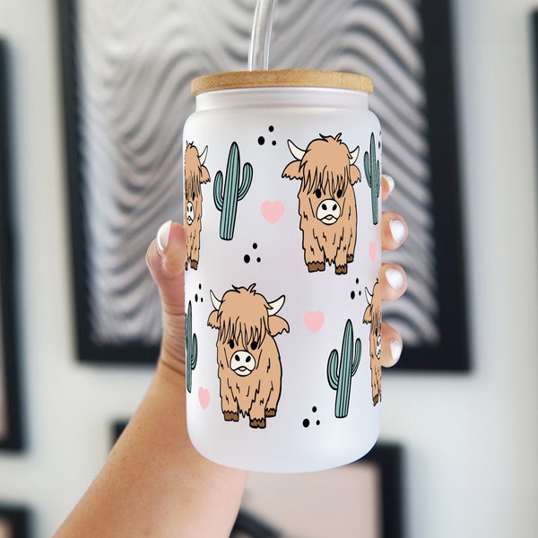 Highland Cow Cactus Iced Coffee Glass Cup With Lid and Straw, Cactus 16oz Iced Coffee Glass, Cute Cow Gift, Highland Cow Lover Gift for Her