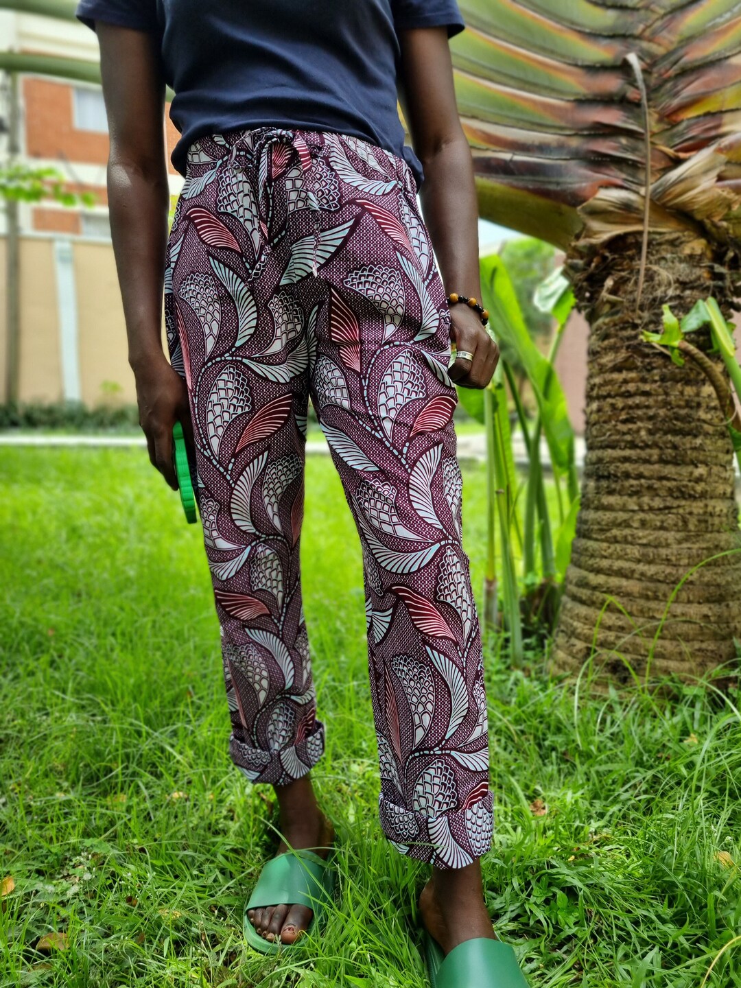 Pantalon casual de mujer en algodon con estampado de cera africano azul palido y burdeos Etsy Espana