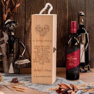 Gepersonaliseerde Pine Wooded Wine Box, Gegraveerde Custom Housewarming / Verjaardag / Leraar Cadeau, Bruiloft Bruidsmeisje / Groomsman, God Ouders Gunst