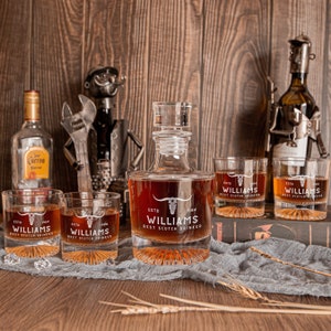 Christmas Gift Engraved Whiskey Round Decanter Set & 4 Scotch Glasses/ Carafe, Personalised Custom Premium Whisky Birthday, Groomsmen,