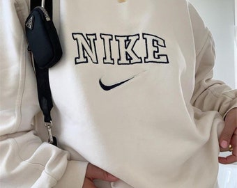 nike spellout sweater