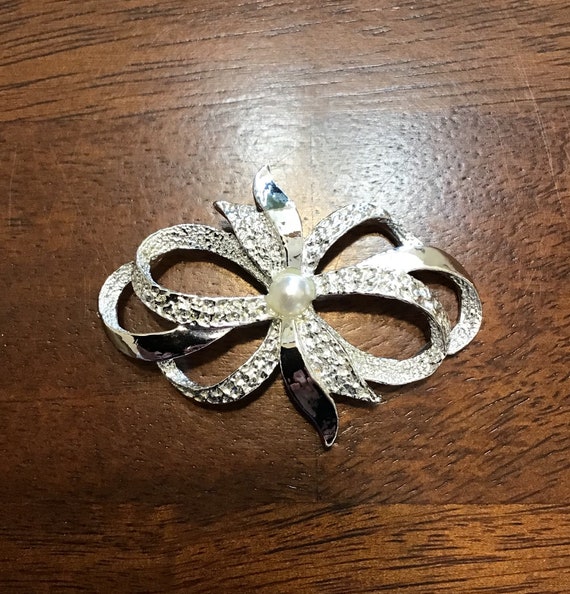 Vintage Silver Branch Ribbon Brooch