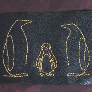 Decorative Penguins stitching pattern to personalize your leather bags, wallets....