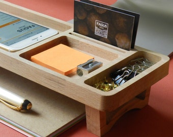 Organisateur de bureau en bois et station d'accueil pour téléphone avec un grand espace de rangement - Organisation et décoration fonctionnelles du bureau - Accessoires de bureau à domicile