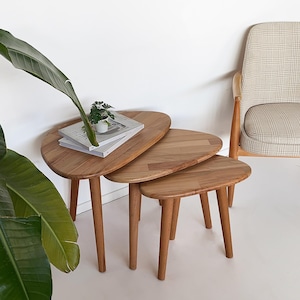 3-teiliges Nesting Couchtisch-Set aus Holz, skandinavischer Stil für Wohnzimmer, Kaffee- & Beistelltisch, modernes minimalistisches Nesting-Tischset (Drop)