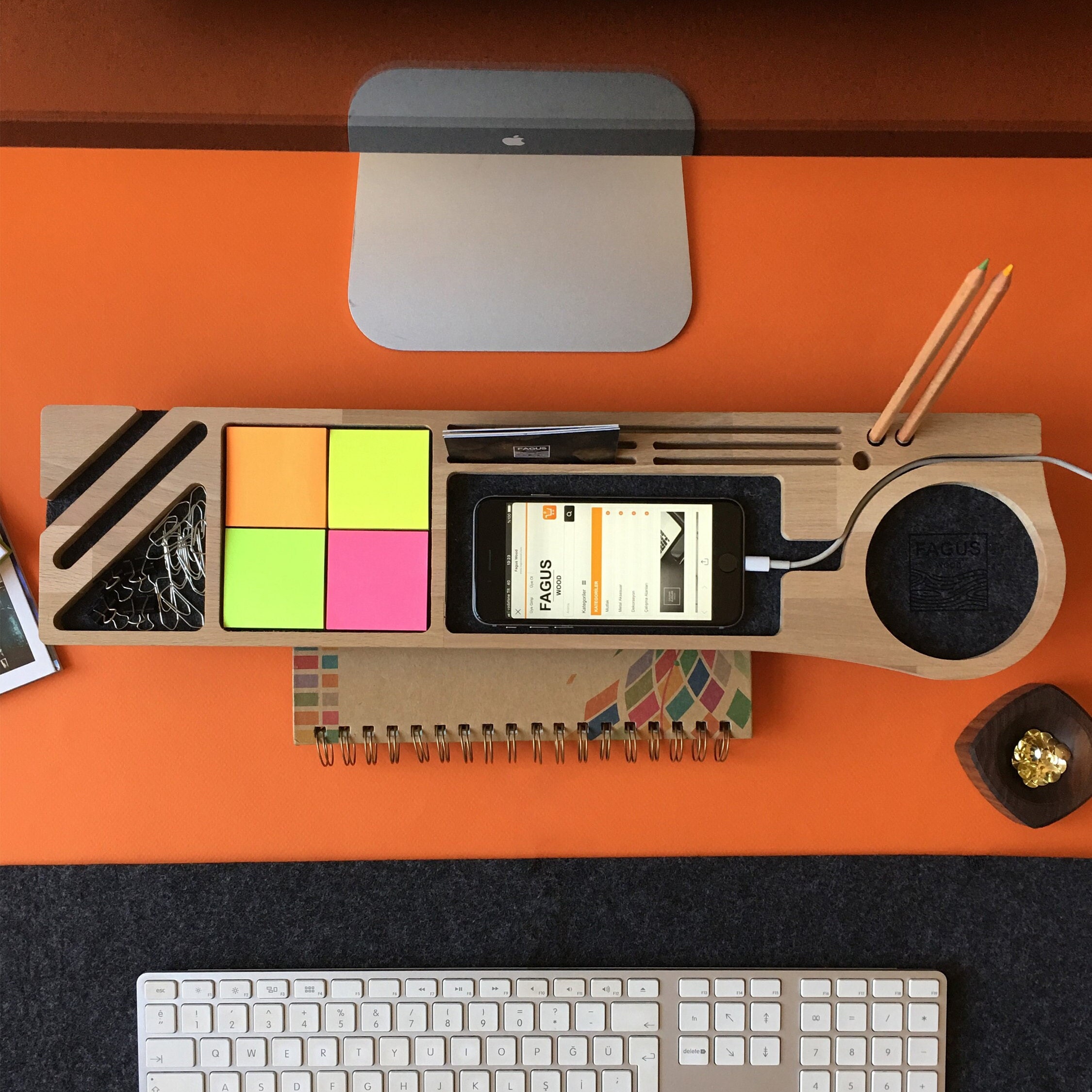 Men desk accessories discount
