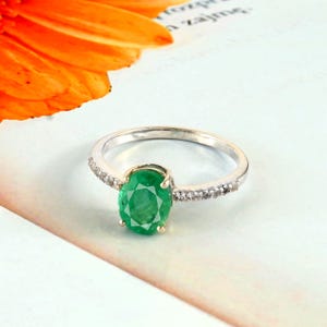 Natural Emerald-Diamond Ring-Oval Cut-Green Color Emerald Ring-Engagement Ring-925 Sterling Silver-May Birthstone-Emerald Halo Ring