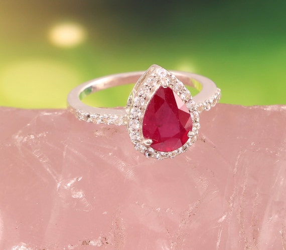 BESPOKE 2.20CT PEAR SHAPED RUBY RING – Starling