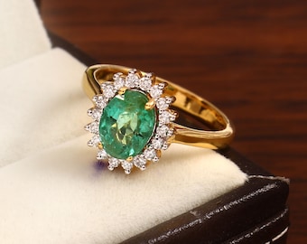 Natural Emerald - Diamond 14k Gold Jewelry - 1.30ct Oval Cut Ring - Engagement Jewelry - May Birthstone