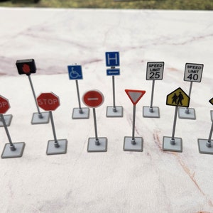 Miniature Urban Street Signs for 28mm to 32mm Scale Terrain Zombicide and Skirmish Game Decor