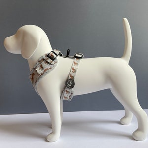 Dog Harness, Grey Squirrel pattern harness. Fully Adjustable image 3