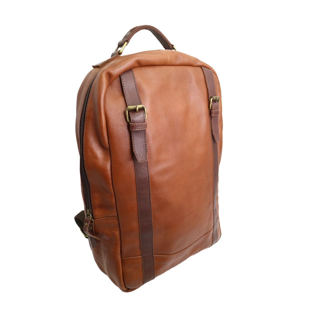 Classic Mens Premium Top Grain Cowhide Black / Tan Leather Backpack for