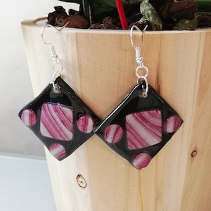 Geometrically shaped earrings