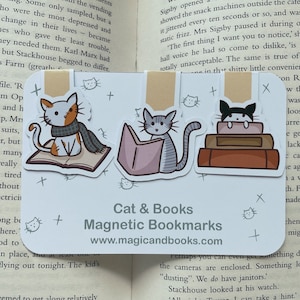 Cats & Books Magnetic Bookmark Set