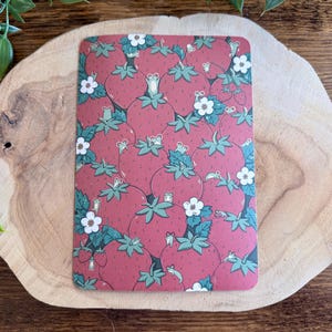Fruity Froggies e-läsarinsats | Groda | Jordgubb | Kindle | Kobo Libra Clara | Boklig