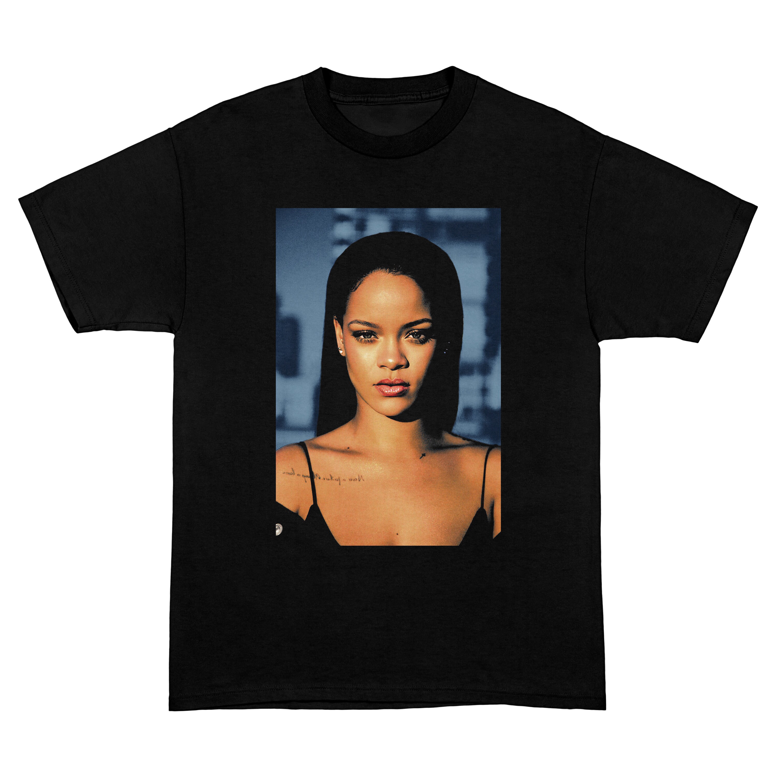 Discover Rihanna Shirt, Vintage Style Graphic Tee, Rihanna Bootleg Rap T-Shirt