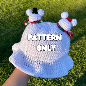 Crochet Holiday Mickey & Minnie Bucket Hat Pattern | Disney Crochet Pattern | Mickey Mouse Hat | Minnie Mouse Hat | Holiday Crochet Pattern