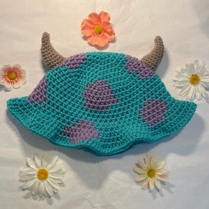 Crochet Sully Bucket Hat