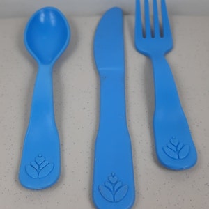 Fisher price light blue utensil