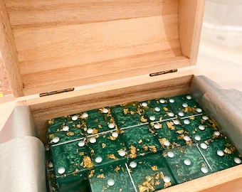 Personalised domino game set. Present birthday gift ideas.