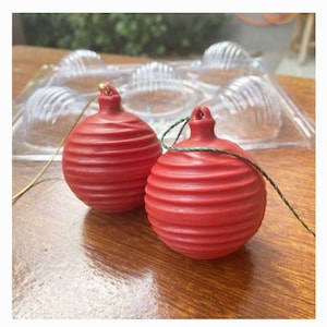 Striped Christmas Ball, Ornament Ball, 50mm, 3 Part Chocolate Mold, BWB mold, Hot Coco Bomb Mold