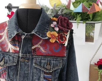 Customized boho denim jacket for woman, with black lace