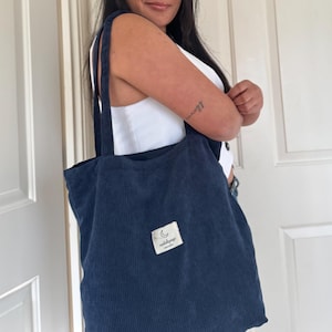 Sac cabas en velours côtelé écologique fabriqué à la main en bleu marine royal
