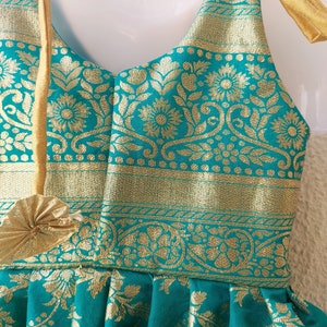 Vêtements ethniques banarasi faits main, robe indienne pour tout-petits, robe nouée une pièce pour bébé, robe pour bébé, robe ethnique pour enfants, robe pour nouveau-né image 6