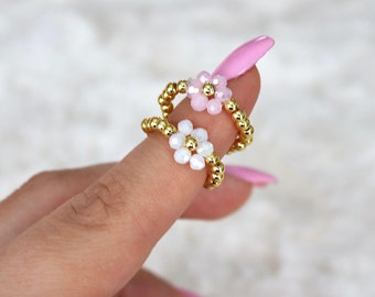 Beaded Daisy Ring | 18k Gold Plated | Beaded Stretch Ring | Daisy Ring Gold | Pink Daisy Ring | White Daisy Ring | Gold Beaded Ring