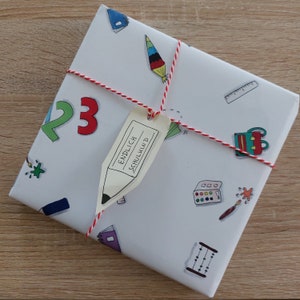 Gift wrapping paper school enrollment sketchnotes DinA2
