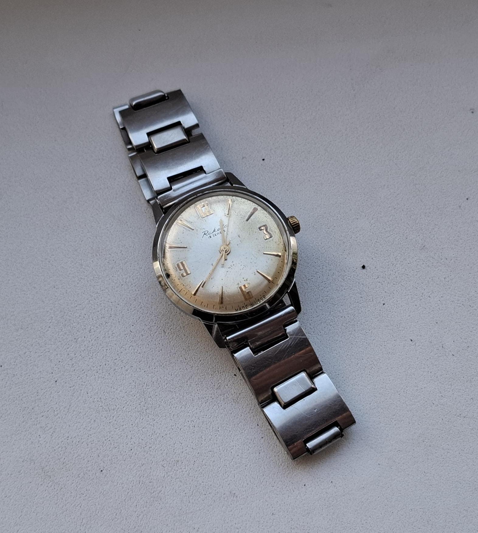 Raketa Russian hand winding watch, Made in USSR. 100