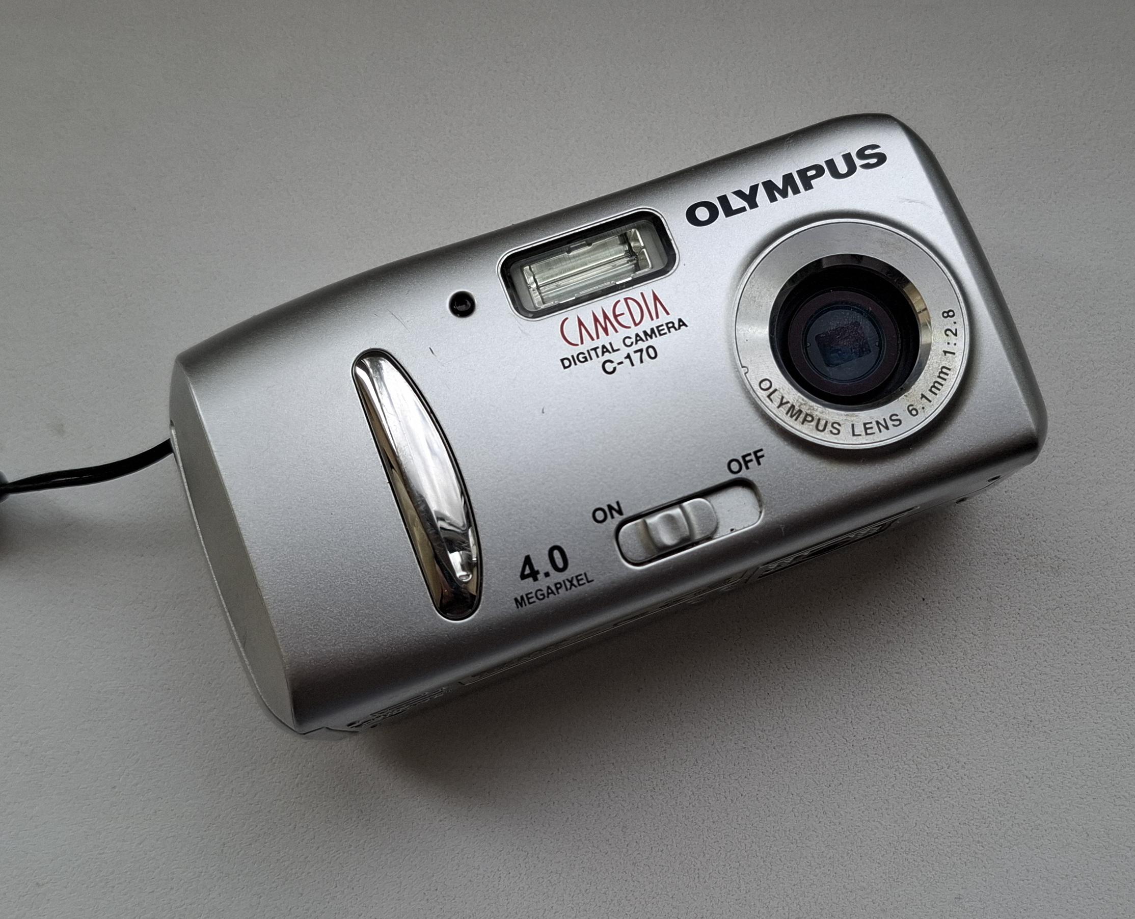 Digital Camera Olympus Camedia C-170 Zoom + 256mb Xd-picture