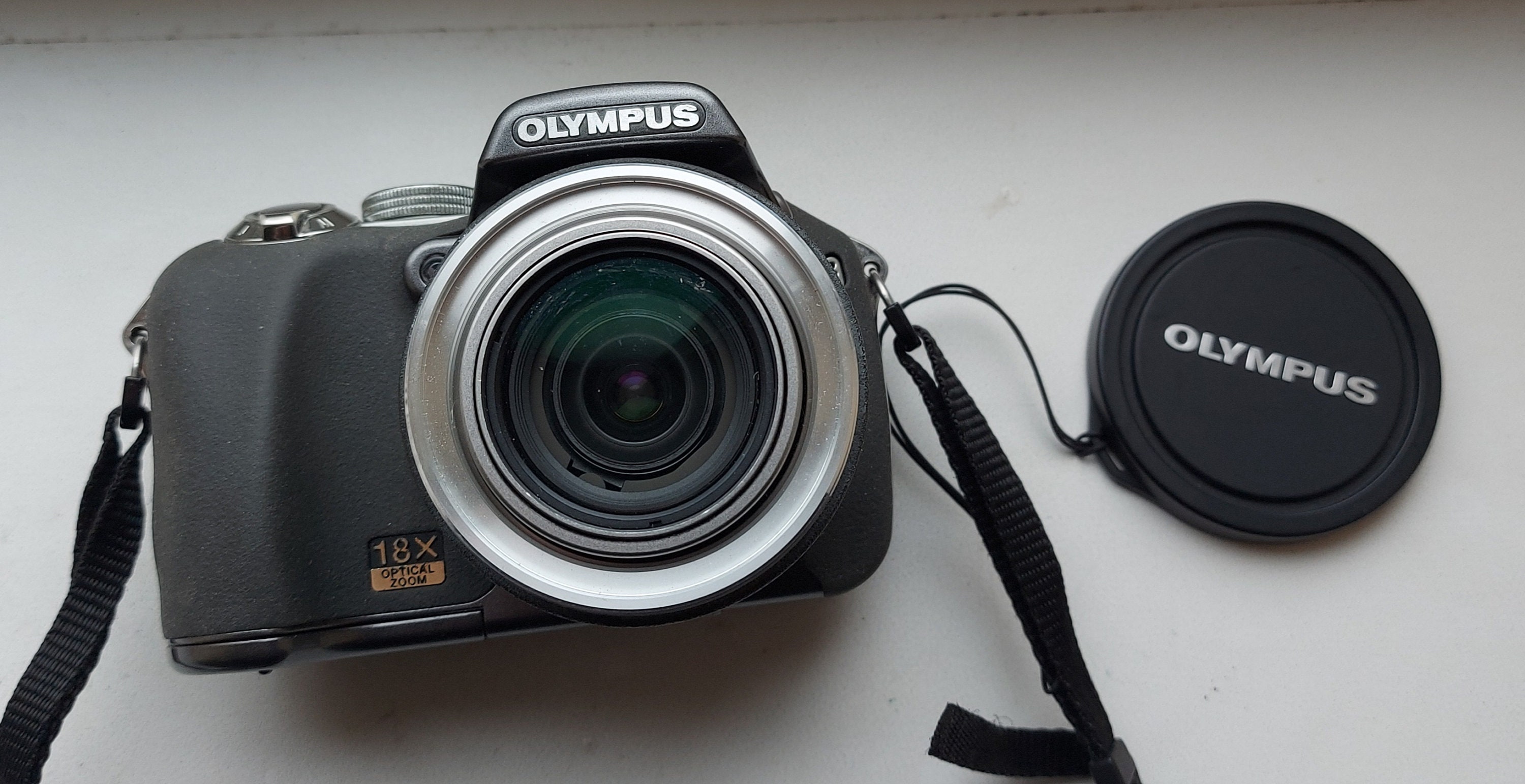 Excellent Digital Camera Olympus SP-550 UZ With Xd-picture Excellent Digital Camera Olympus SP-550 UZ With Xd-picture