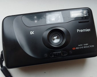 Vintage Premier Camera M-911D 35mm with case