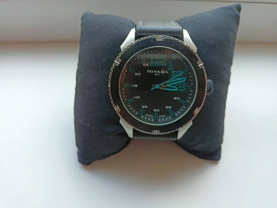 Reloj nivada stainless steel back water resistant sale